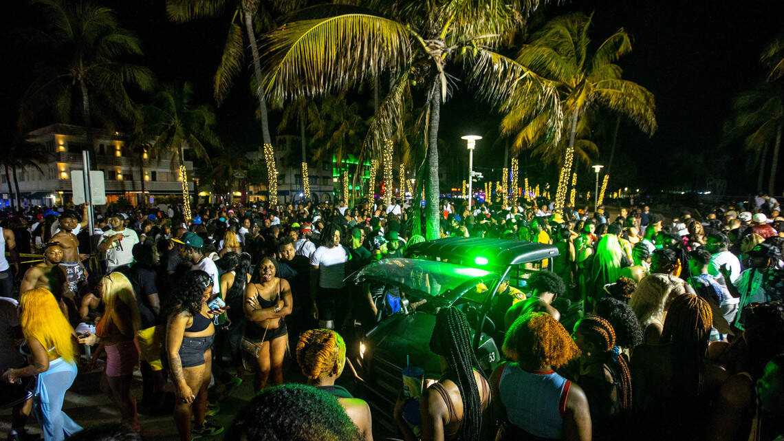 After 2 shootings, spring break gets curfew and state of emergency in South Beach