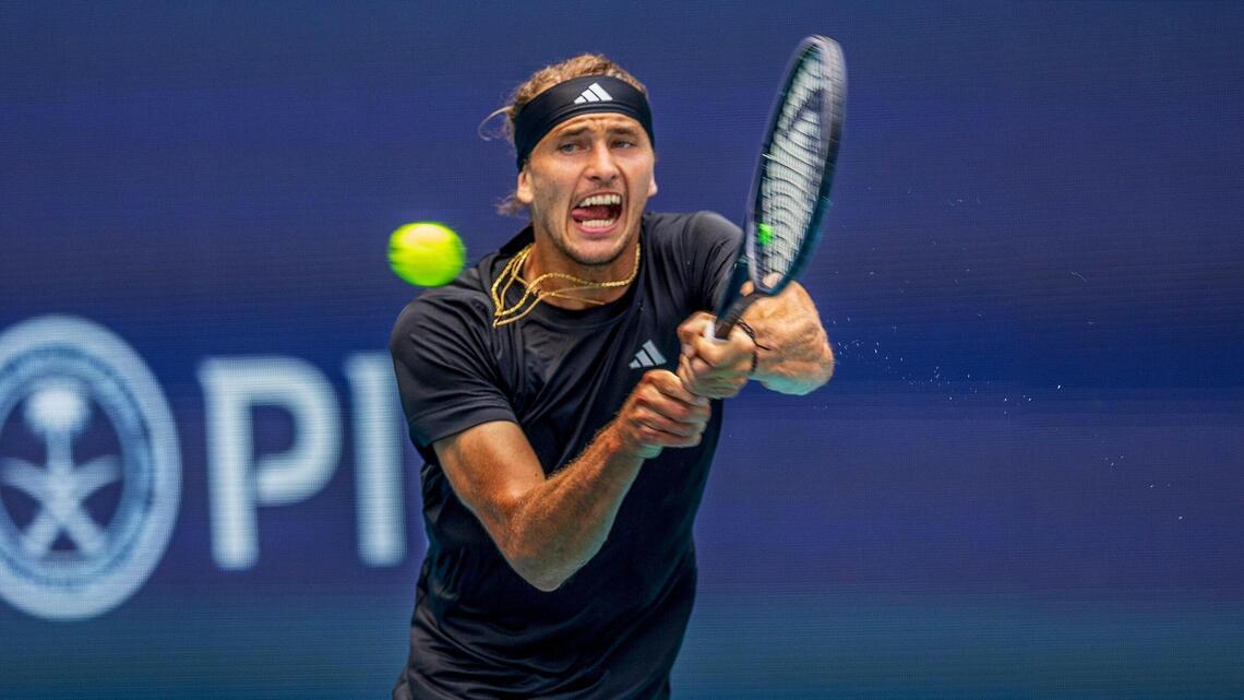 World No. 5 Zverev defeats fast-rising Marozsan to reach his second Miami Open semifinal