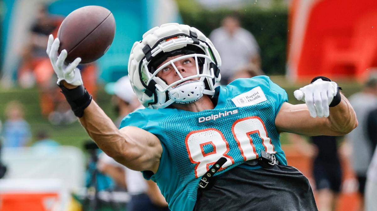 Miami Dolphins tight end Tanner Conner (80) catches pass during drills before a joint practice with the Atlanta Falcons at Baptist Health Training Complex in Miami Gardens, Florida, on Wednesday, August 7, 2024.