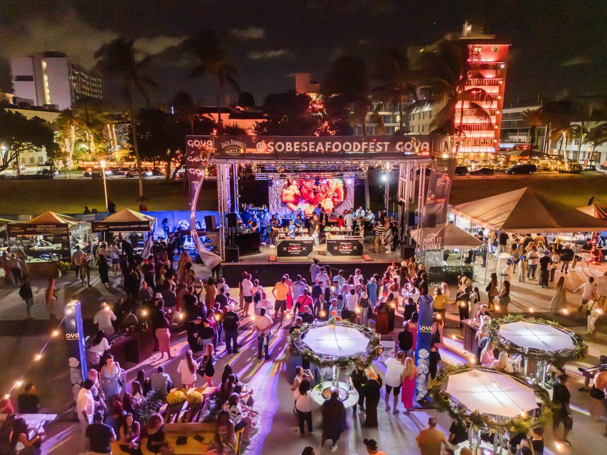 VIP Chef Showdown at South Beach Seafood Festival at Lummus Park.