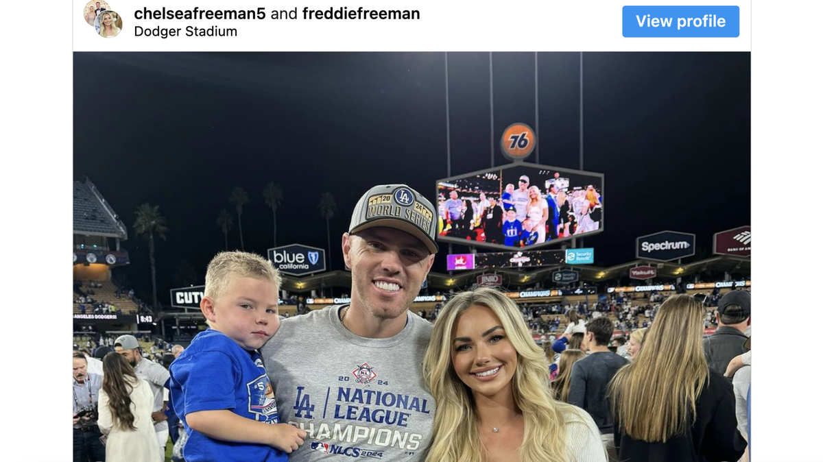 Freddie Freeman with his family at Dodger Stadium.