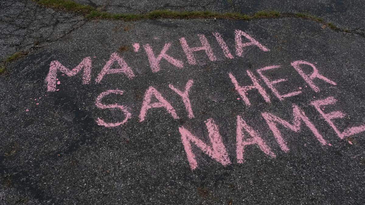 Unlike police shootings of unarmed Blacks, Ma’Khia Bryant was wielding a knife and charging at another girl.