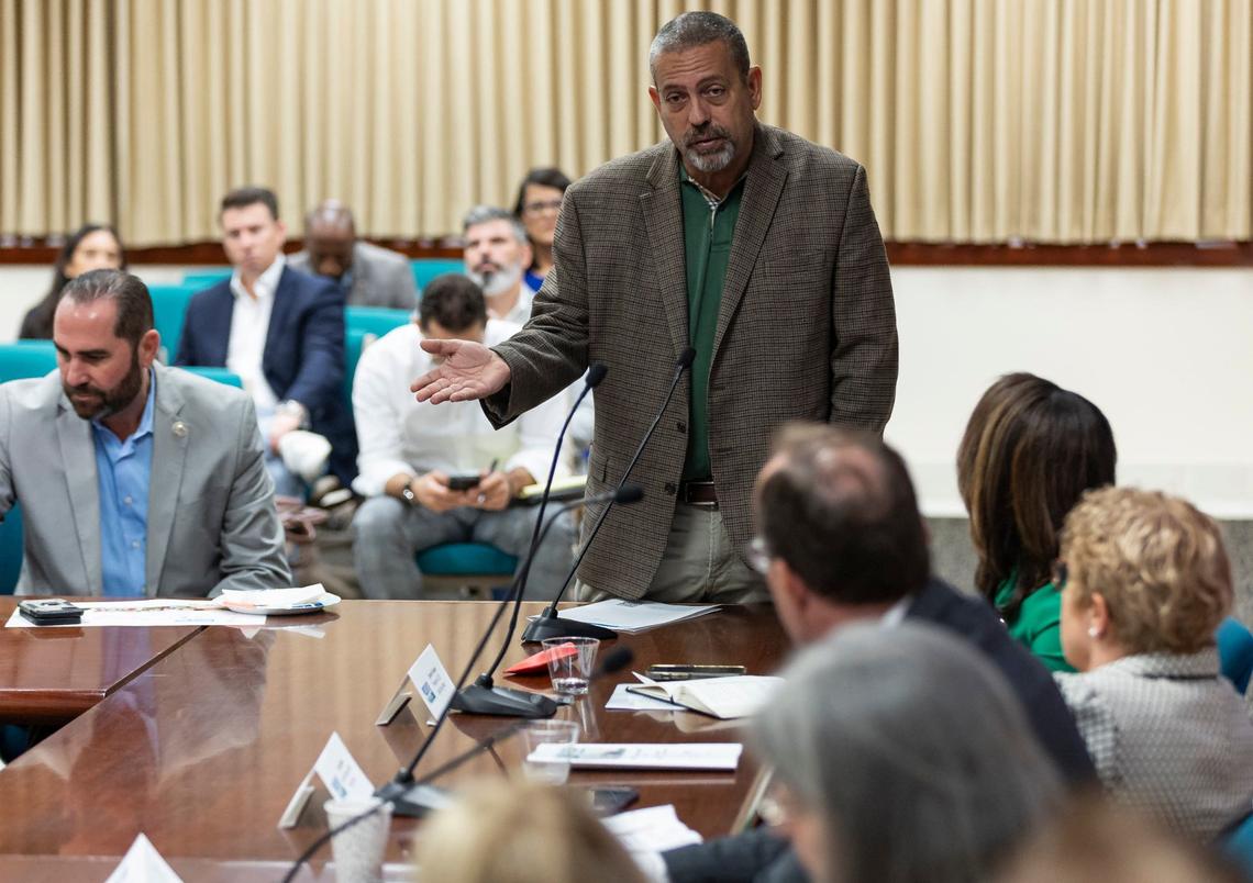 Alex Menendez asks a question about consequences for condo associations who fail to comply with new laws during the Miami Herald and el Nuevo Herald’s ‘Priced Out Of Paradise’ panel discussion at United Way Miami on Wednesday, Sept. 18, 2024, in Miami, Fla. The event gathered real estate experts, local leaders and media members as they discussed South Florida’s condo crisis.