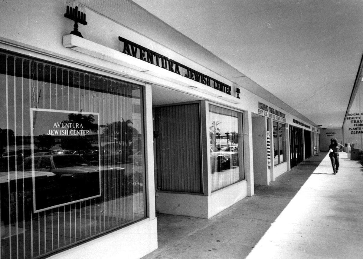 Aventura Jewish Center in 1982.