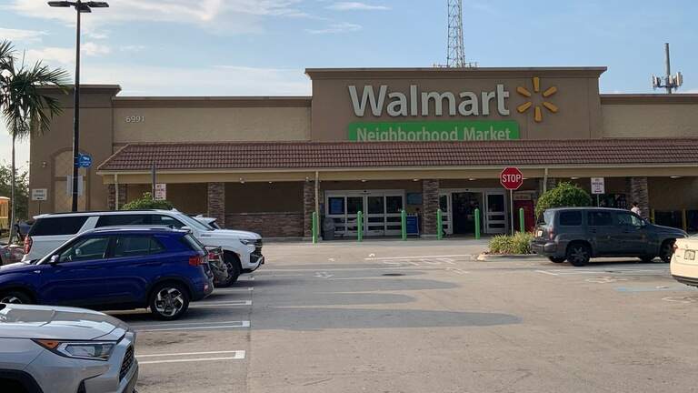 Taylor Farms recalls lettuce from Walmarts in Florida, 14 other states