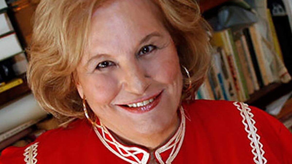 FOTO DE archivo: Olga Connor,  periodista cubanoamericana independiente y columnista cultural de el Nuevo Herald, cumplió 90 años. 