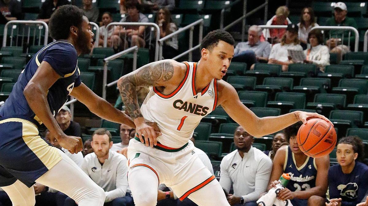 UM Hurricanes Lynn Kidd (1) drives to the basket during the basketball game against Charleston Southern University Buccaneers on Saturday, November 30, 2024 at Watsco Center in Coral Gables. Andrew Uloza / for Miami Herald