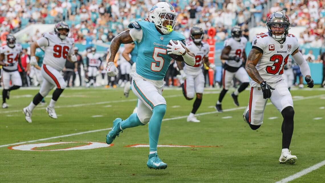 Jaylen Wright expected to make second Dolphins start in season finale