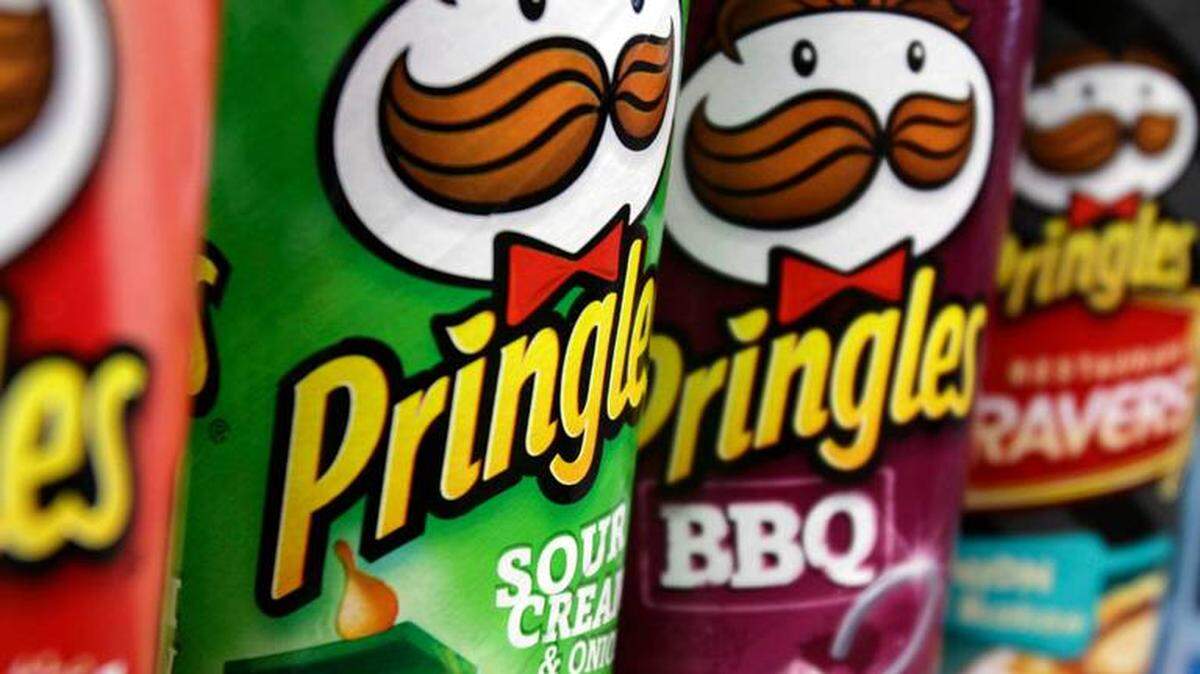 People are finding unusual uses for Pringles cans.