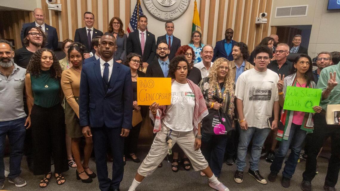 Miami Beach mayor only dropped unconstitutional resolution after outcry | Opinion