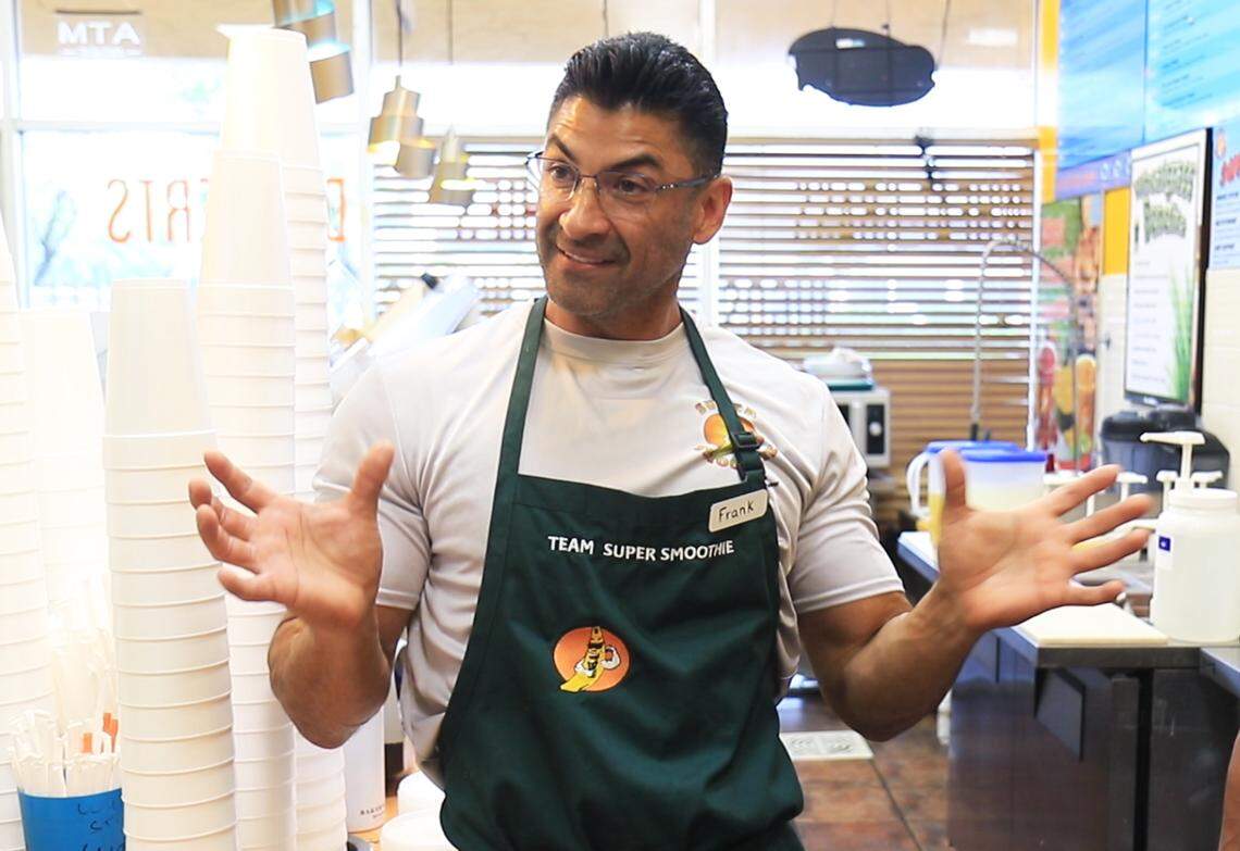 Frank Gómez, dueño deSuper Smoothie, dijo que el negocio despegó después que UberEats lo ayudó a crear un restaurante virtual.