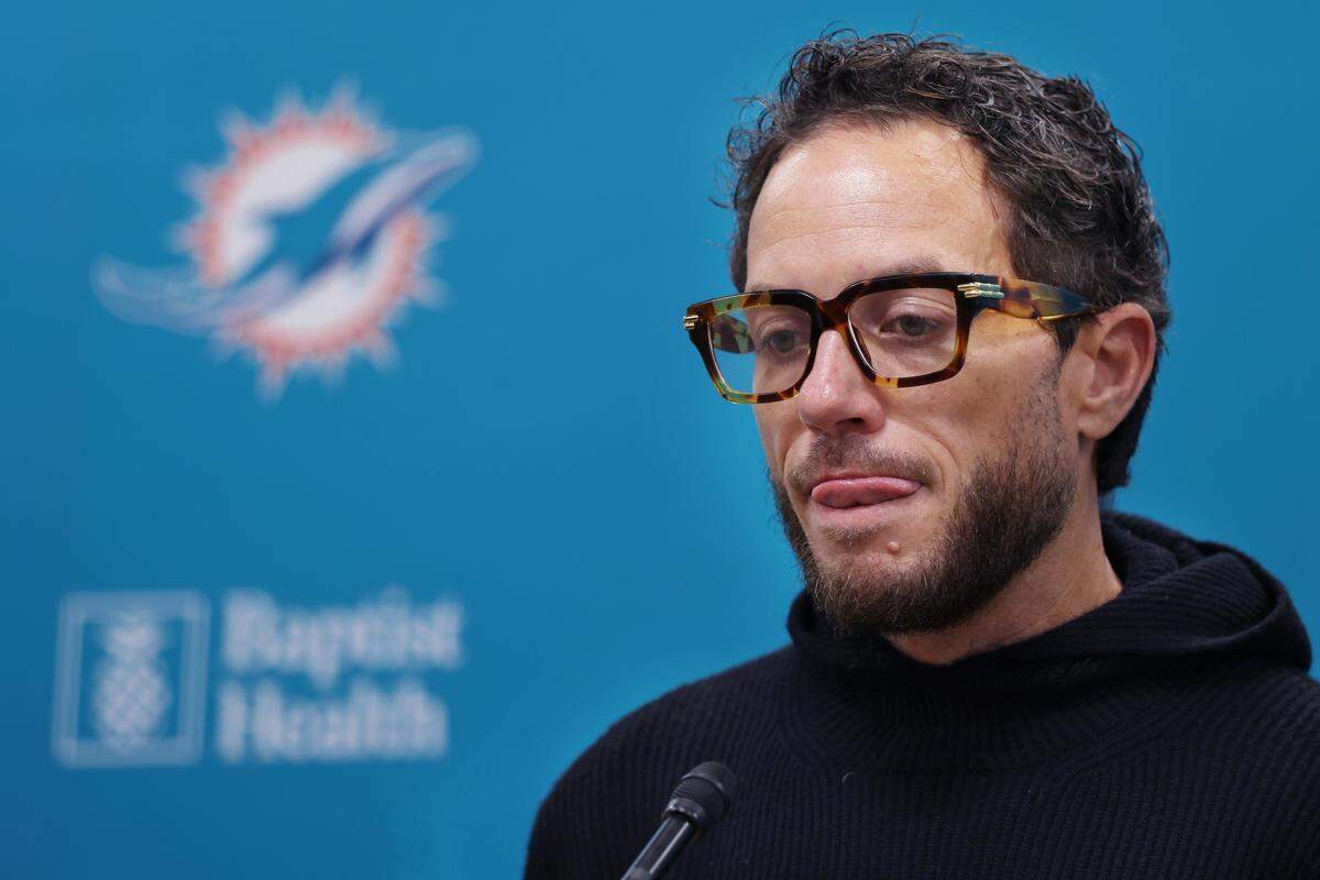 Miami Dolphins head coach Mike McDaniel speaks during his season-ending news conference at the Baptist Health Training Complex on Monday, Jan. 5, 2025, in Miami Gardens, Fla. McDaniel said there will be competition for the team’s starting quarterback entering the offseason.