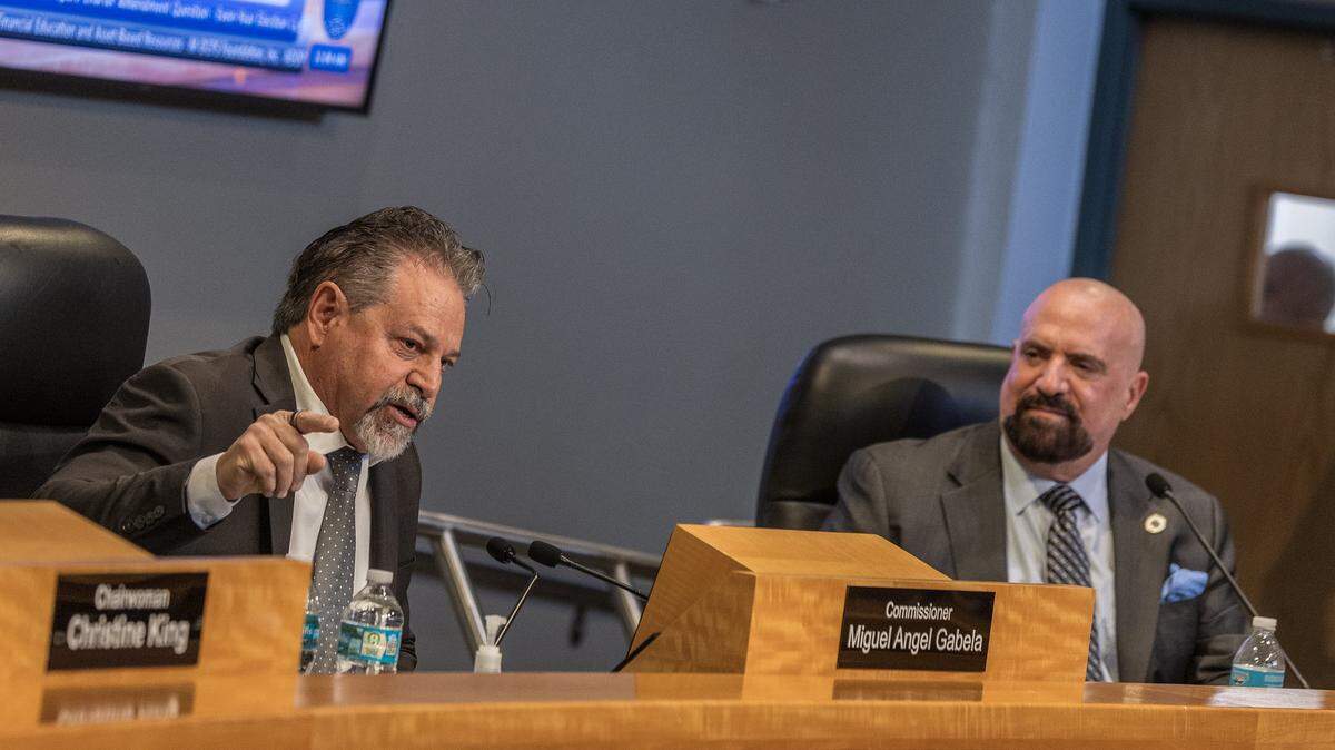 City of Miami Commissioner Damian Pardo (right) listens as Commissioner Miguel Angel Gabela speaks during the first Miami City Commission meeting of 2026, at City Hall, on Thursday January 08, 2026.