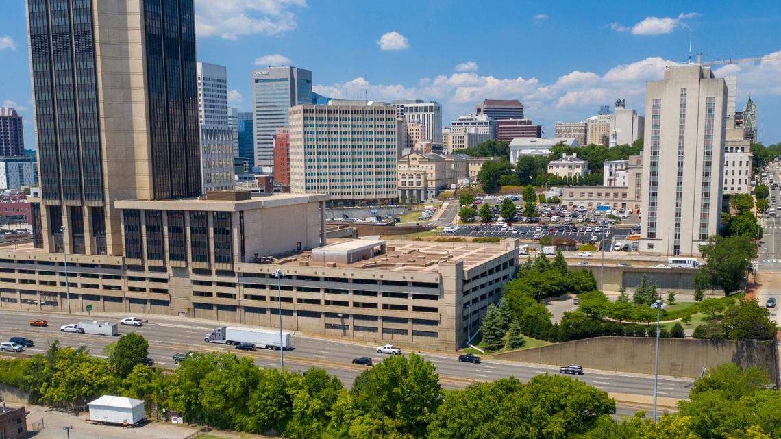 The worst cities for those who suffer from seasonal allergies, such as spring allergies, have been ranked by the Asthma and Allergy Foundation. It analyzed pollen scores, allergy medicine use and more.