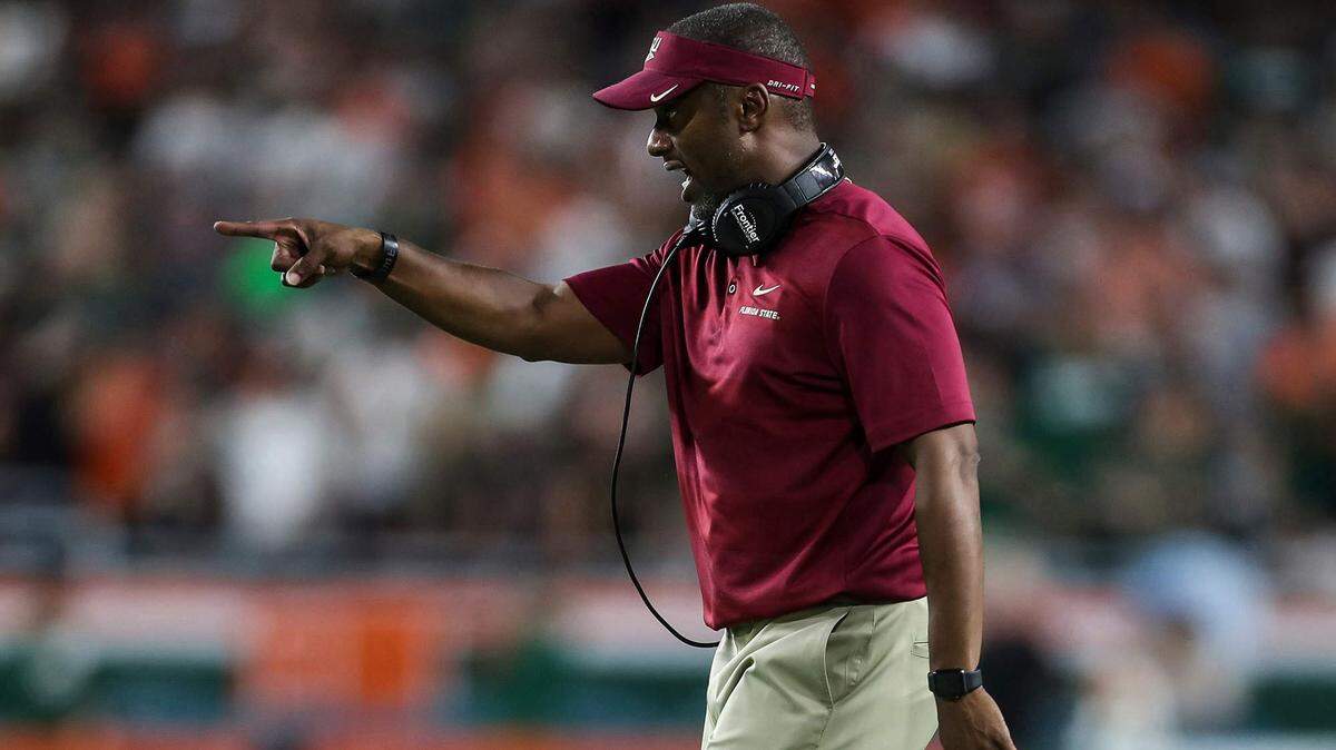 Former Florida State head coach Willie Taggart is now the head coach at FAU. He targeted linemen for the Owls on Wednesday on early National Signing Day.
