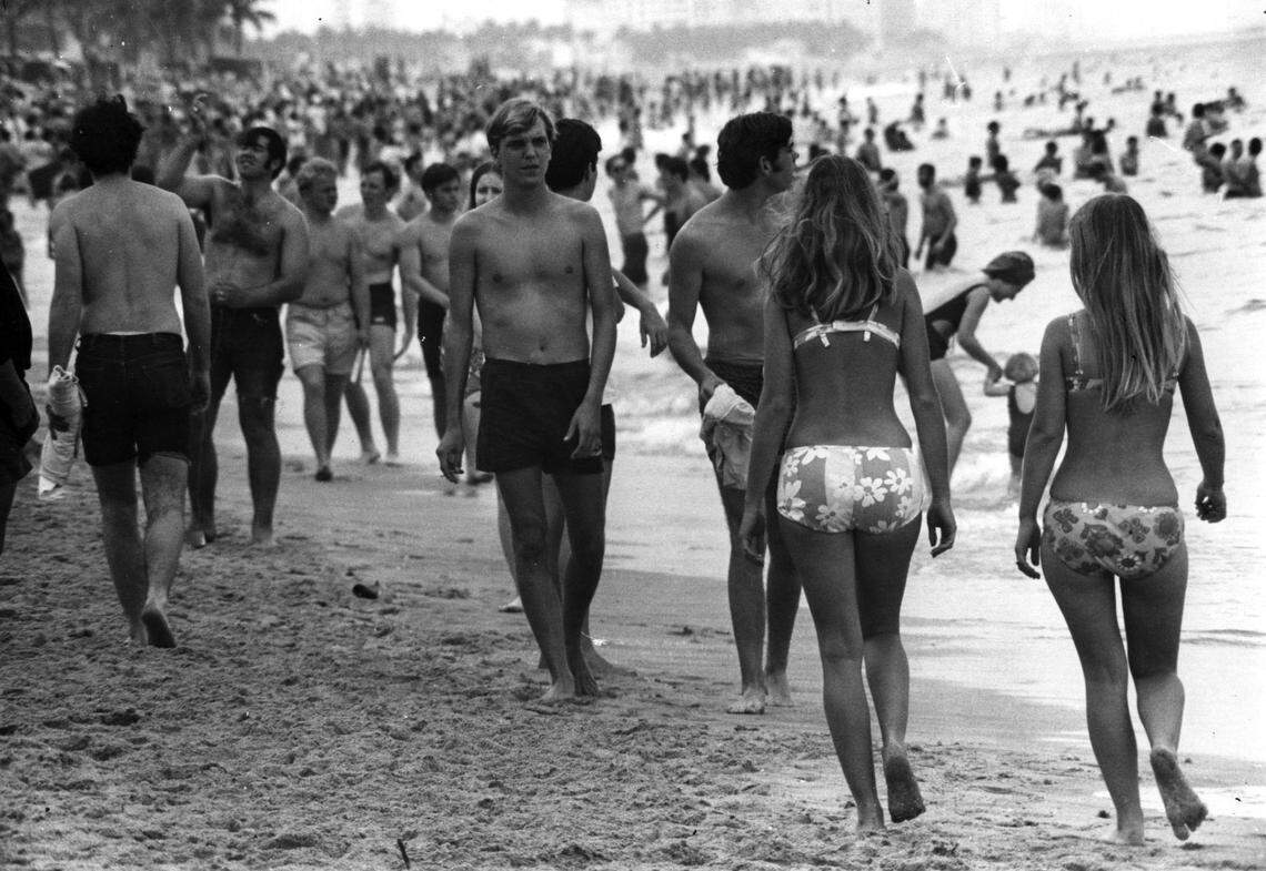 This is what the Fort Lauderdale area looked like in 1970 during spring break.