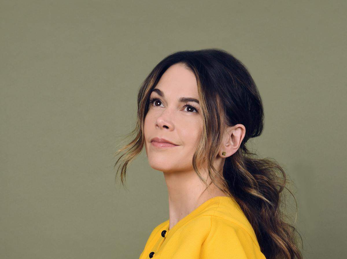 Sutton Foster