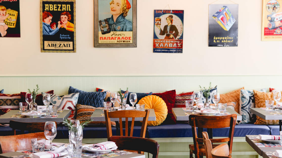 Querido restaurante griego de Mykonos abre en Miami Beach su primer local en EEUU
