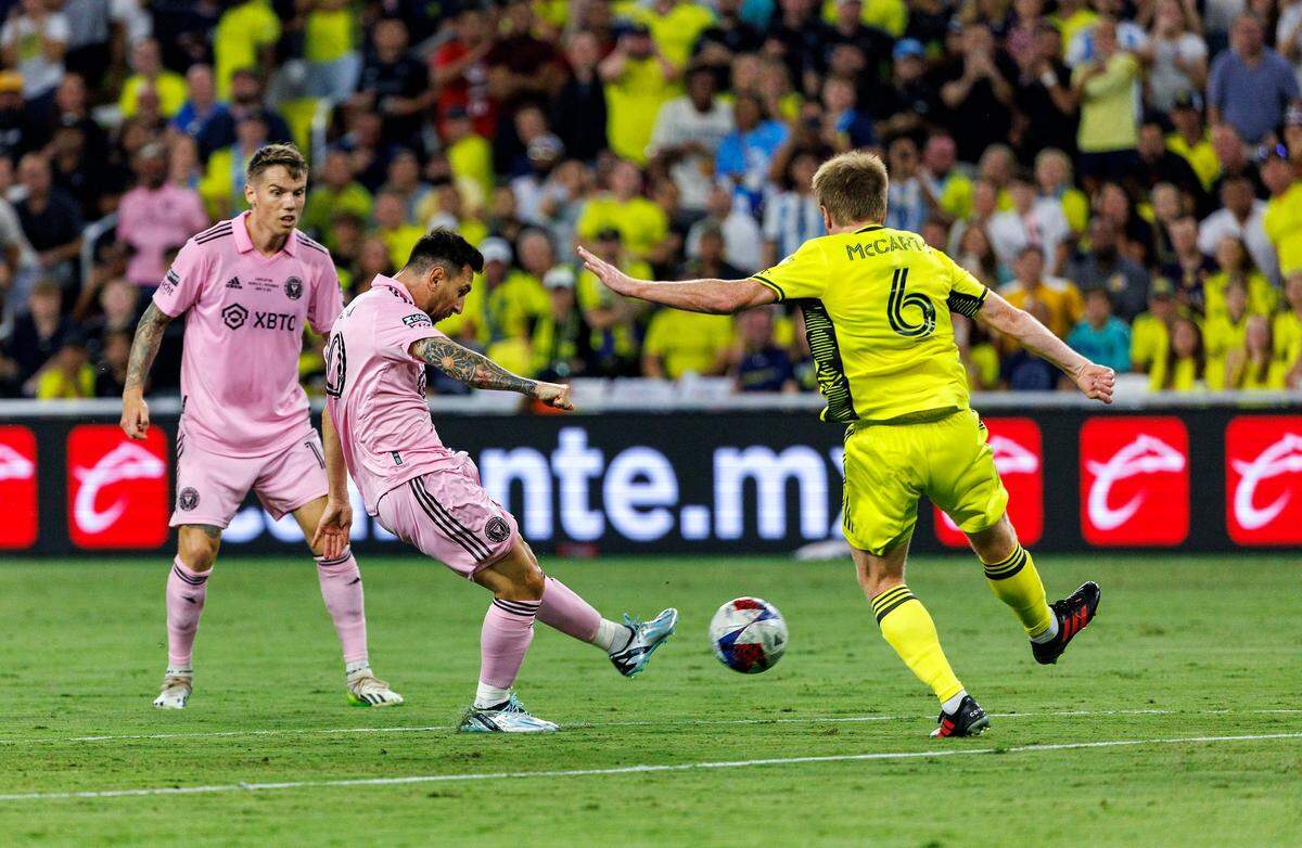 Lionel Messi scores his 10th goal with the team during the first half of their Leagues Cup final match at GEODIS Park.