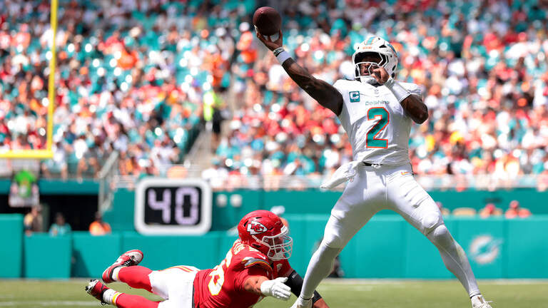 Los Dolphins contra las cuerdas: con su mejor jugador fuera y un quarterback que no da el paso al frente