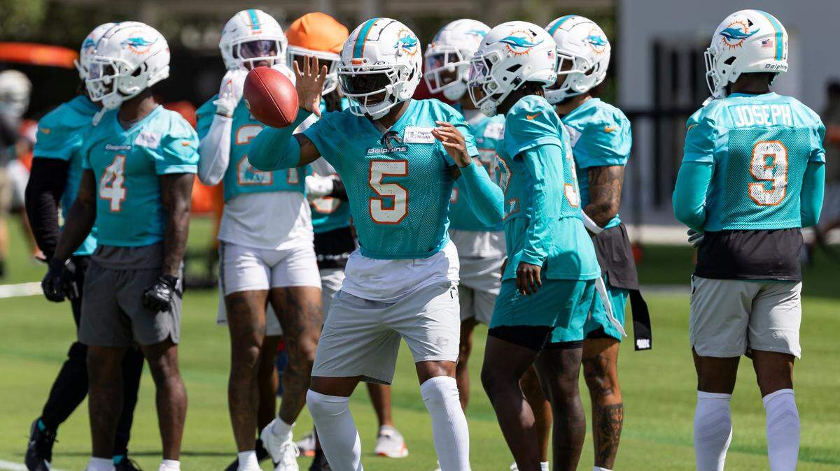 Miami Dolphins cornerback Jalen Ramsey (5) catches the ball during team practice at the Baptist Health Training Complex on Wednesday, Oct. 18, 2023 in Miami Gardens, Fla.