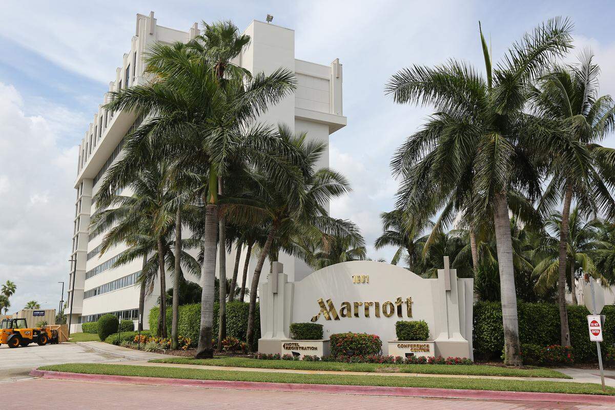 The Marriott hotel in West Palm Beach, at 1001 Okeechobee Blvd., is where U.S. Attorney Alexander Acosta met with Jeffrey Epstein’s attorney to work out his plea deal.