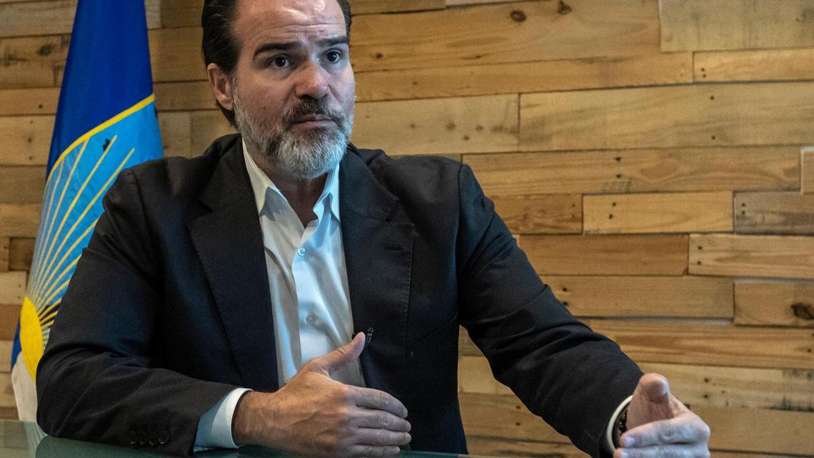Foto de archivo: Aqui, Mauricio Claver-Carone, presidente del Banco Interamericano de Desarrollo, visita Lab Miami en Wynwood el 23 de junio de 2021, donde la institución financiera con sede en Washington destacó las oportunidades tecnológicas con América Latina y el Caribe.