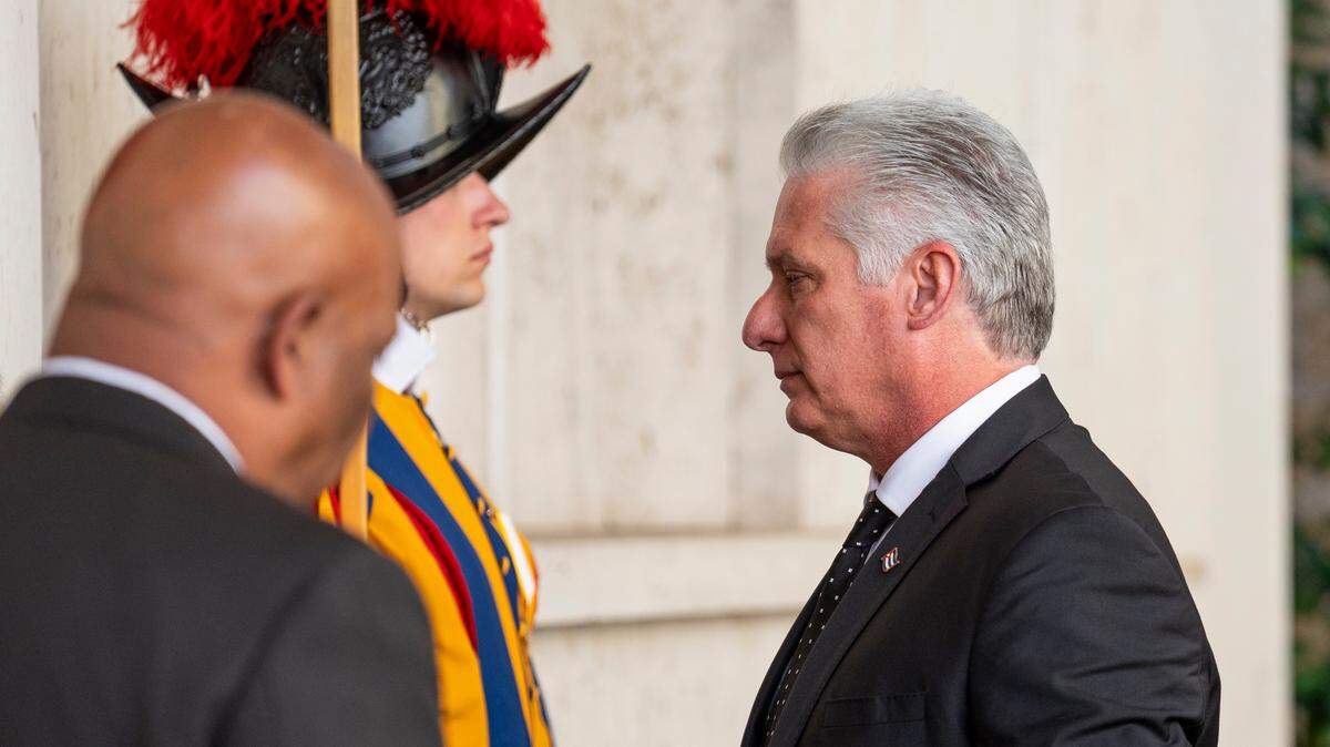 Cuban leader Miguel Díaz-Canel arrives in Vatican City for the meeting with Pope Francis.