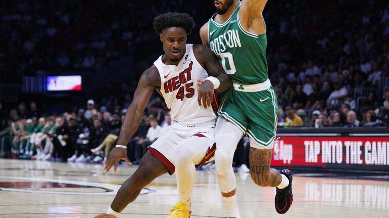 Photo Gallery: Miami Heat vs Boston Celtics