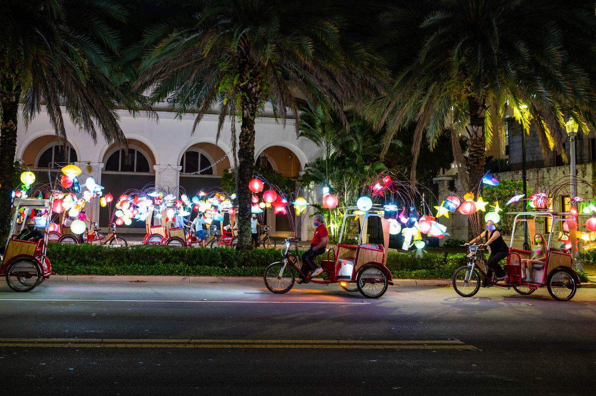 Cai Guo-Qiang “Fireflies,” 2017-2021, was part of the Illuminate Coral Gables installation running throughout the city through March 14, 2021.