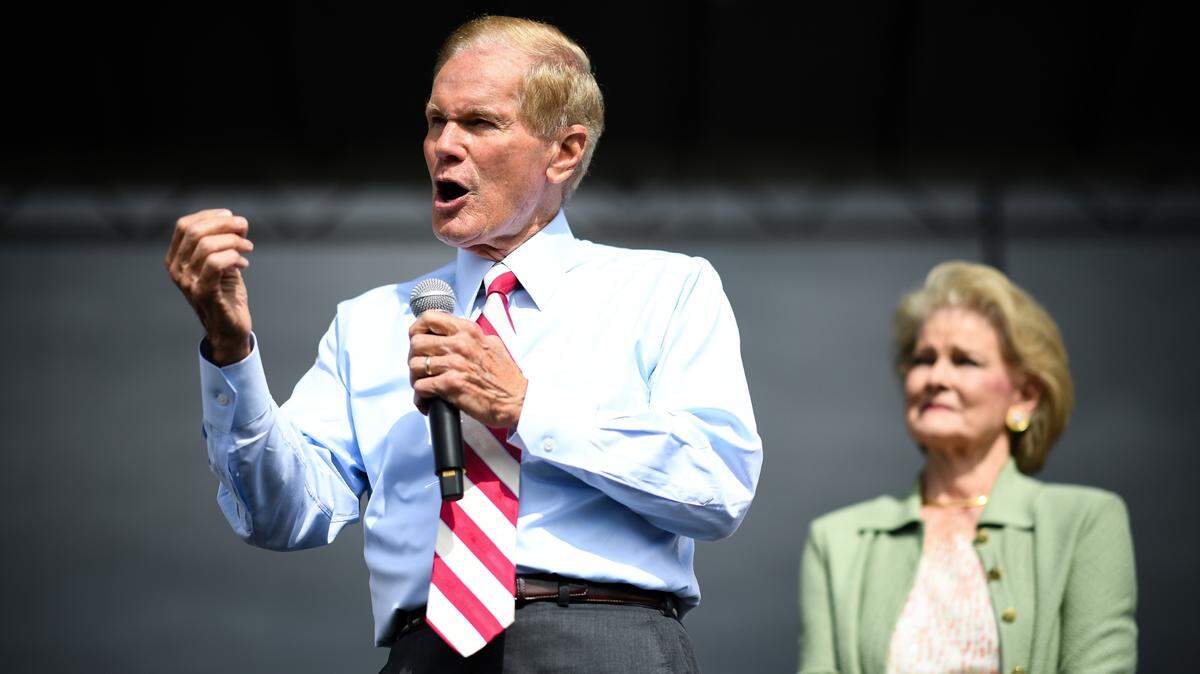 Sen. Bill Nelson drives a point home in a campaign stop at the 65th Infantry Veterans Park on Nov. 4, 2018, in Kissimmee.