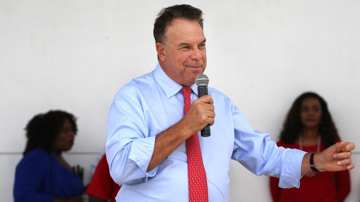 Gubernatorial candidate Jeff Greene