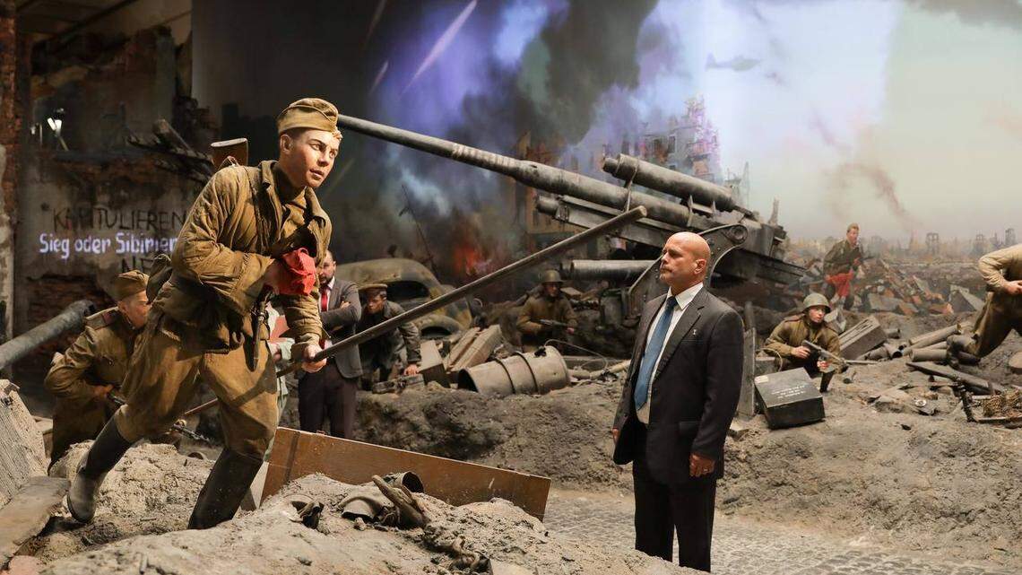 Gerardo Hernández Nordelo, the convicted Cuban spy who now heads the Committee for the Defense of the Revolution, during a visit to the Victory Museum in Moscow on June 1st, 2023.