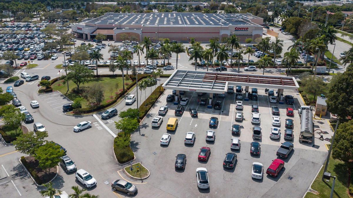 Could gas hit $6 a gallon in Florida? Experts predict impact on groceries and goods