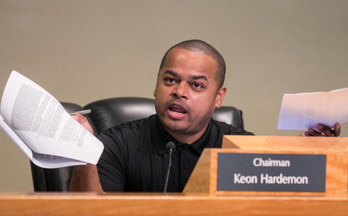 Chairman Keon Hardemon criticized the strong-mayor proposal but said he voted for it to put it before the city’s voters.