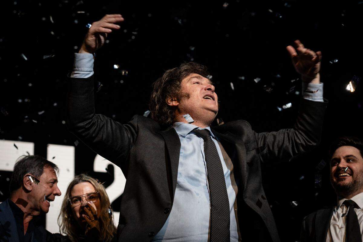 Javier Milei in his campaign closing ceremony, just before being elected president of Argentina.  