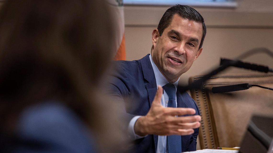 How a developer pushing a luxury Coral Gables high rise became a tenant of the mayor