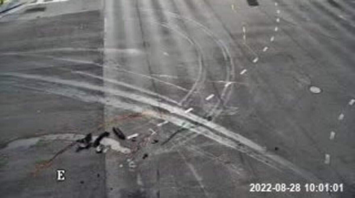 The wreckage at West Oakland Park and Powerline Road at 10 a.m. Sunday, Aug. 28, 2022.