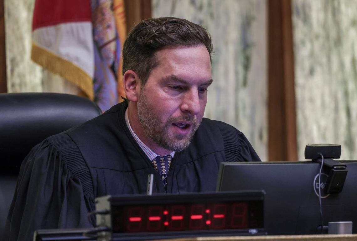 Judge Zachary N. James instructs the jury, during a hearing, in the case of defendant Rafael Andres who is facing a return to Death Row for the 2005 murder of Yvette Fariñas, a La Carreta waitress, inside her Miami-Dade efficiency, at the Gerstein Justice Bldg. in Miami on Thursday, November 13, 2025.