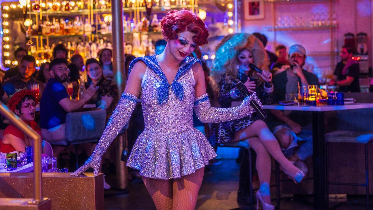 Suzie Toot (front), a drag queen from Fort Lauderdale, at the R House in Wynwood. In the episode, Toot was eliminated, though she did become a fan favorite.