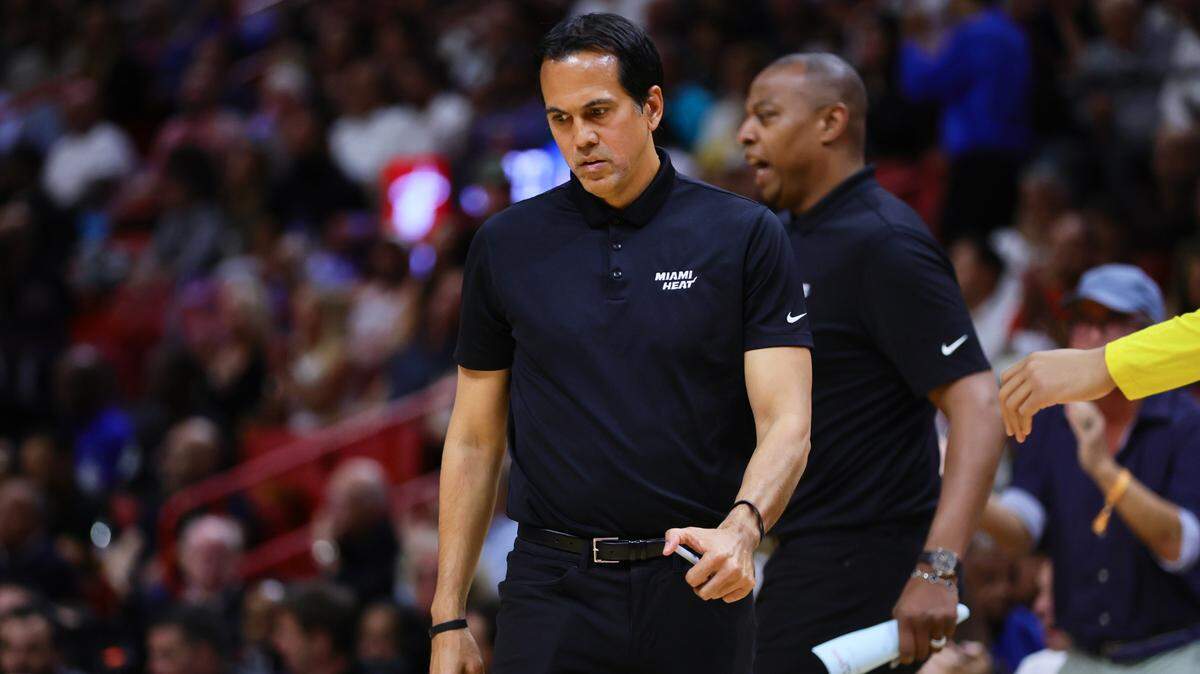 Miami Heat head coach Erik Spoelstra looks on against the Golden State Warriors during the second quarter at Kaseya Center.