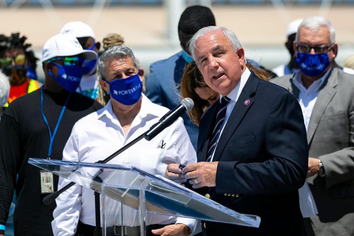 U.S. Rep. Carlos Gimenez, R-Fla., center, was elected to represent Florida’s 26th Congressional District in November 2020 after nine years as Miami-Dade County’s mayor. Democrats are trying to recruit one of Miami-Dade’s most famous employees, Zoo Miami’s Ron Magill, as a Democratic challenger to Gimenez.