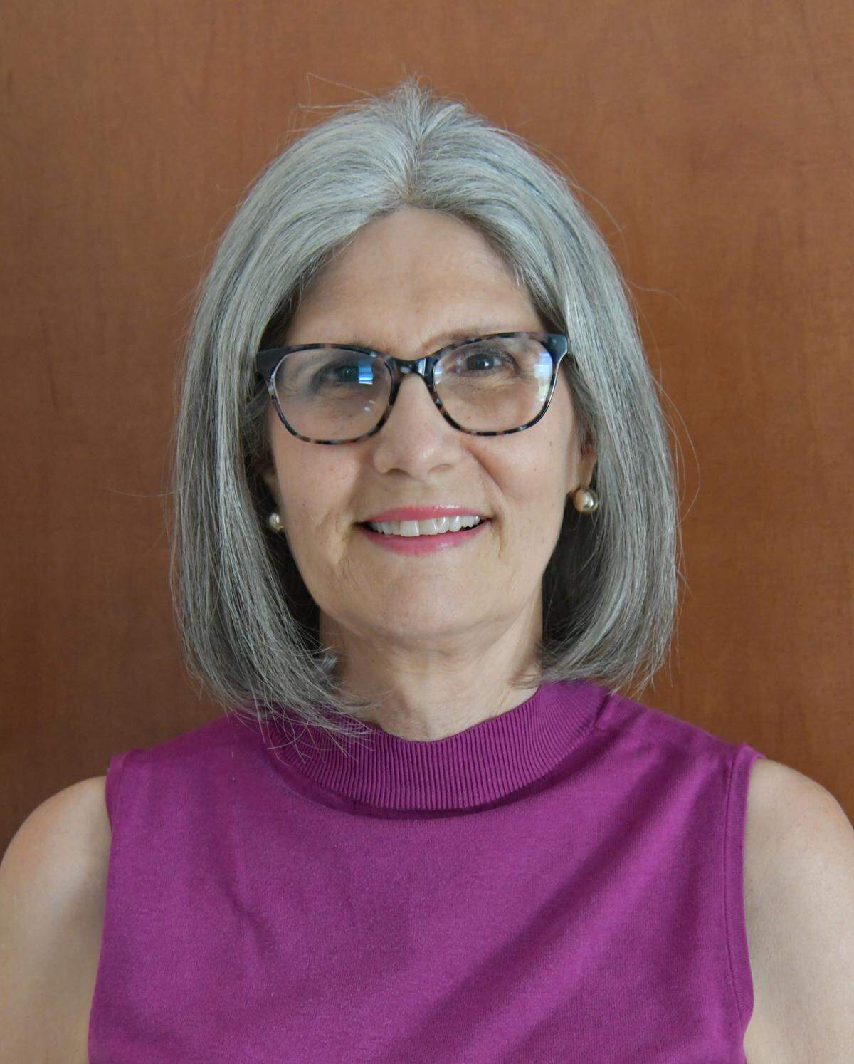 Ana Veciana-Suárez