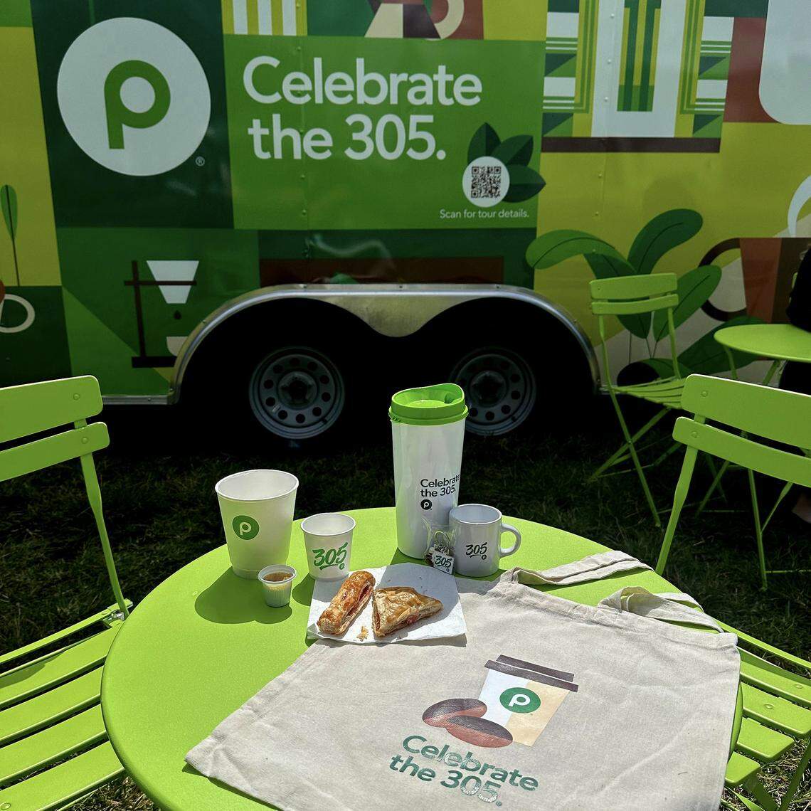 The Publix Cafecito Truck serves free samples of coffee, cafecito and bakery items at select locations during promotional tours. This year’s tour celebrates 305 Day in Miami with stops at UM, Miami Dade College and a Doral Publix on March 3-5, 2026.