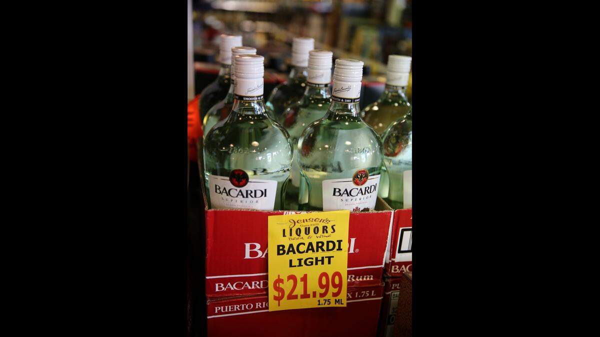 While this is a familiar sight to Jensen’s Liquors customers, early Tuesday morning robbers took the five-finger discount at a Southwest 27th Avenue store.