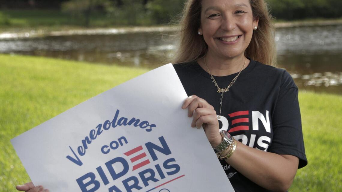 Acusados ​​de socialismo y comunismo, venezolanos pro-Biden enfrentan estigma en su comunidad