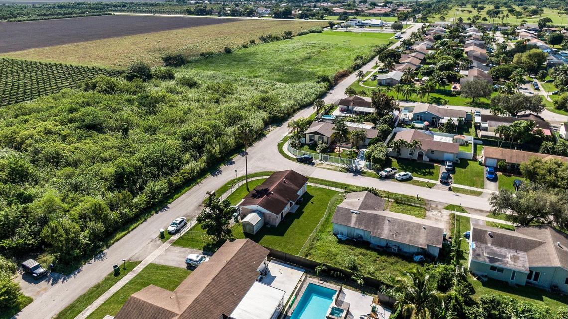 View of a neighborhood next to the planned South Dade Logistics and Technology District industrial complex off of Southwest 112th Avenue, near Florida’s Turnpike. While already approved by Miami-Dade County commissioners, state regulators say the process was flawed and developers hope a bill in Tallahassee will fix the issue.