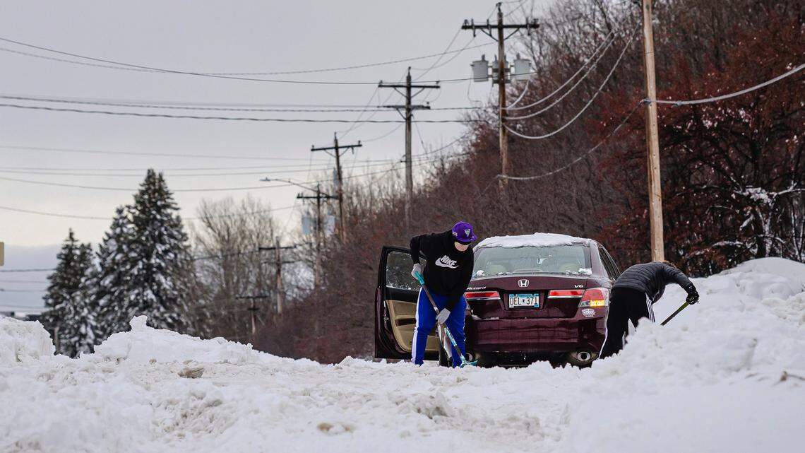 A bout of dangerously cold weather is heading toward much of the United States. Experts are urging people to heat their homes safely.