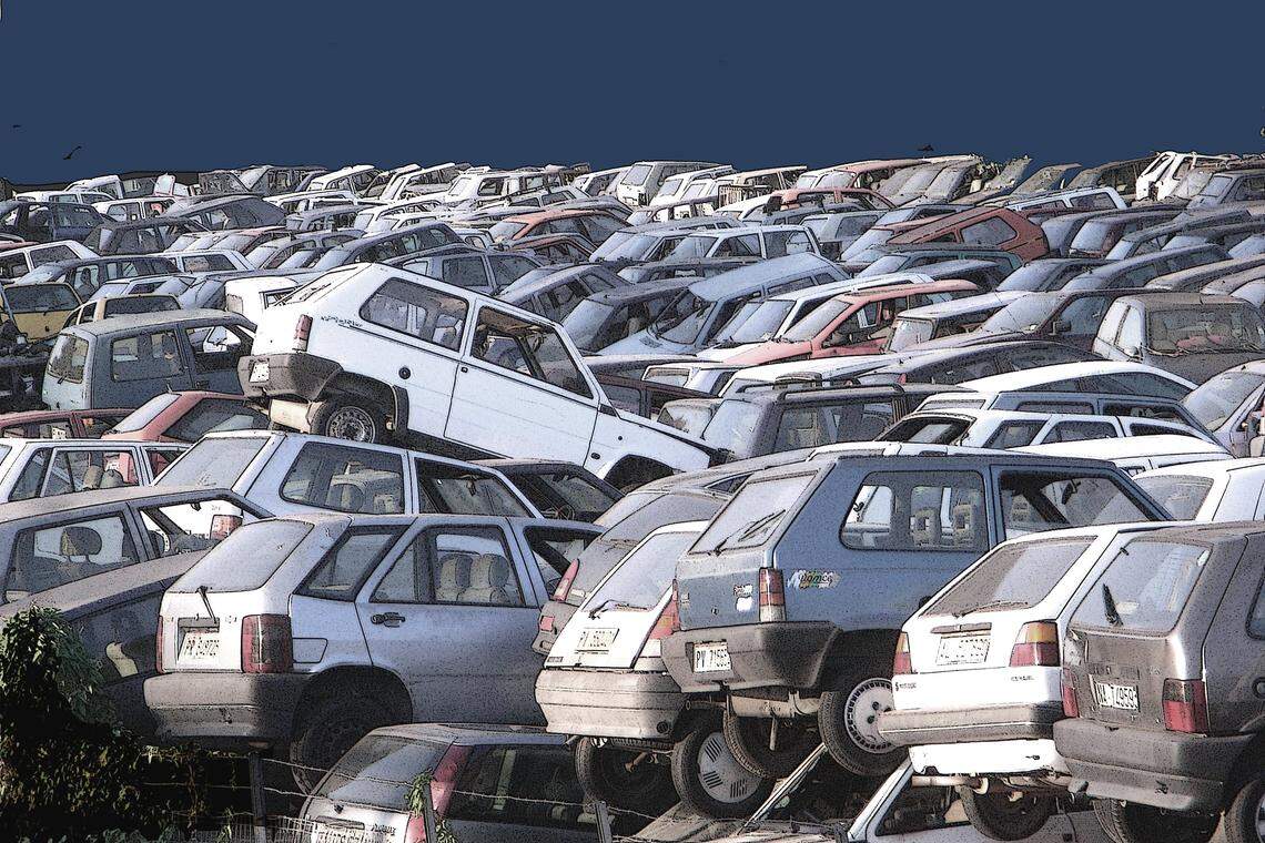 Is this what the roads in Miami Beach, Wynwood and downtown Miami will look like to you during Miami Art Week Dec. 6-9, 2018? Could be close. This 2010 file photo image is of artist Steve Parker’s “Traffic Jam.”