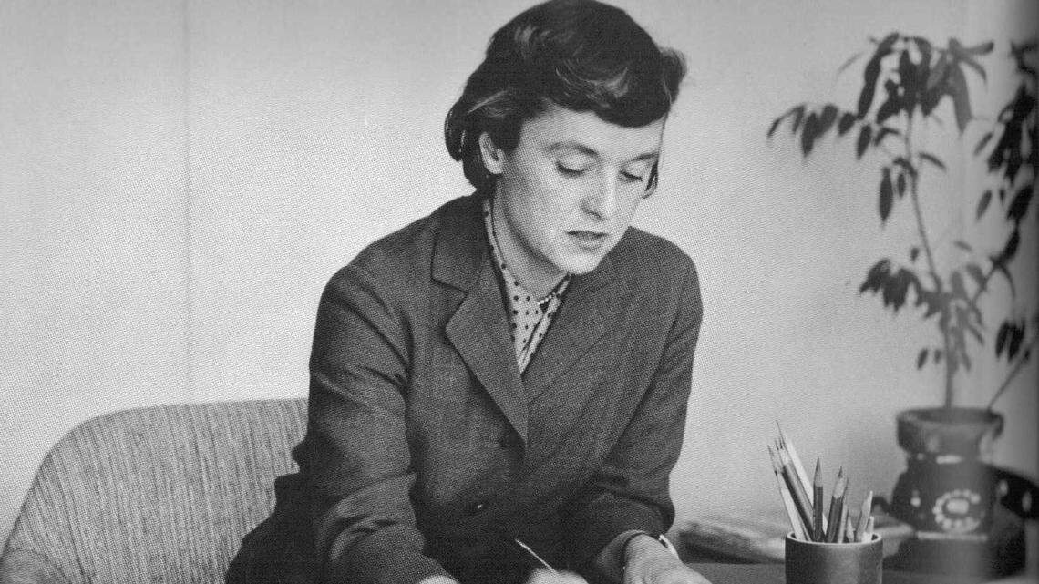Florence Knoll Bassett pictured in the 1940s.